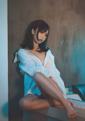 日本奶妇挤奶水视频_剧情片迅雷电影在线